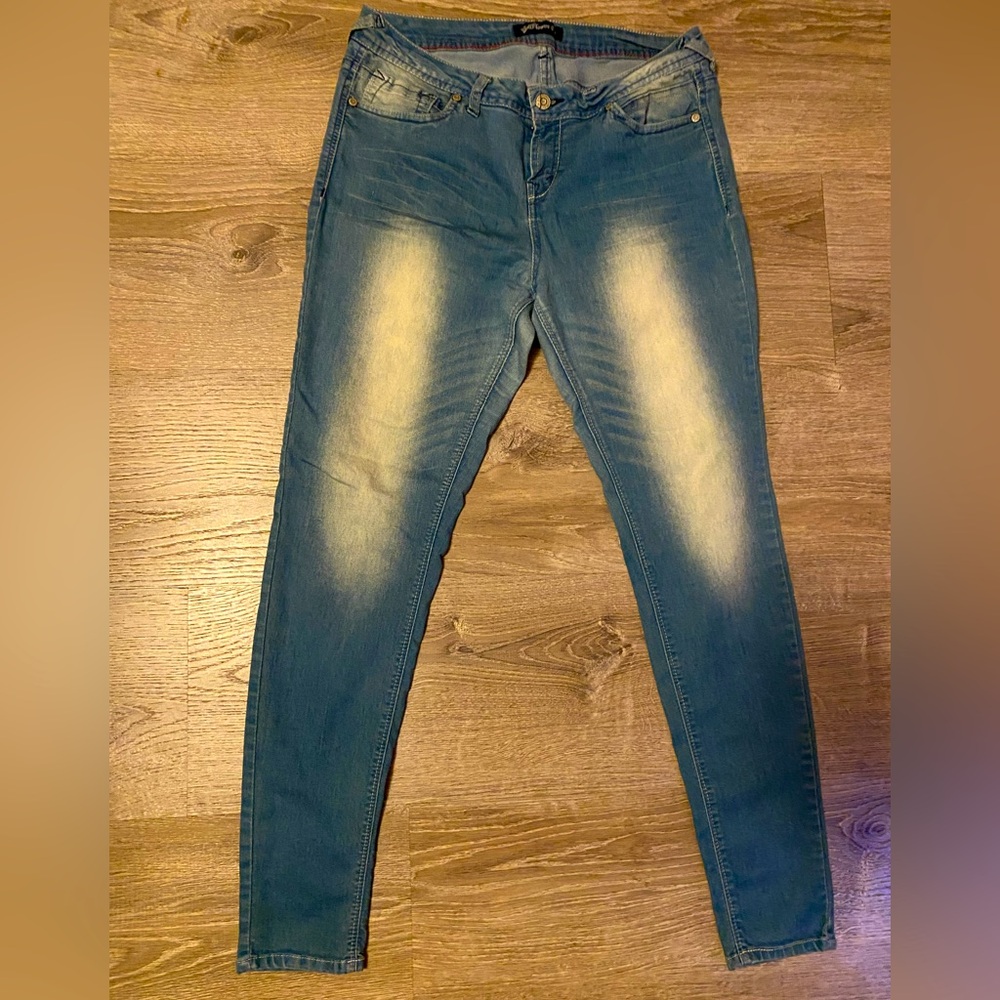 Wallflower Retro Washed Denim Jeans